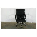 Vinyl office chair, wear as shown