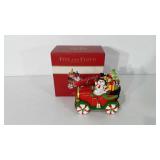 Holiday decor, Fitz and Floyd top hat frosty