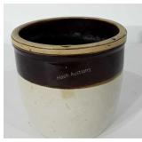 Stoneware planter, 6"