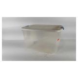 Sterilite 66 quart tote with latching lid