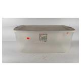 Sterilite 106 quart tote with latching lid