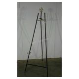 Large display easel, black with gold accents, 6