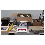 Miscellaneous group, everlasting flowers, tote