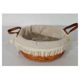 Round longaberger basket with liner, 10"