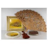 Wall art, poly wall fan, daisy picture and