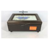 Musical photo box with necklace and earrings set