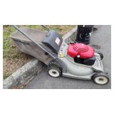 Honda Self Propelled Pushmower, rear grass bag,