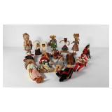 Dolls of the world collection,  includes