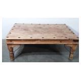 Wooden coffee table, 19x31x47