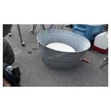 17 Gallon Galvanized Wash Tub with enamel wash