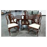 Dining table with 4 side chairs and two captains