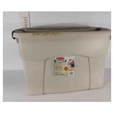 Rubbermaid storage tote with latching lid, 35
