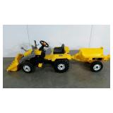 JCB ride-on pedal tractor with trailer, 15" to