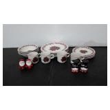 Christmas holiday dinnerware, service for four,