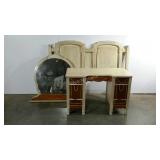Three piece bedroom set, vanity, mirror, full