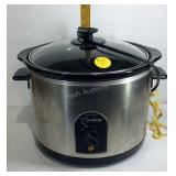 West bend crockpot, used but powers up