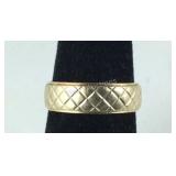 14k yellow gold ring 5.06grams size 7.5