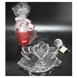 Holiday group, includes Hot cocoa mug gift set,