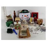 Christmas group, includes ornaments, hooks, poly