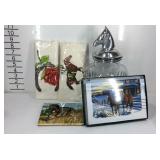 Horses decor, cookie jar, four sack kitchen