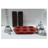 Bakeware, includes silicone mold, two wooden