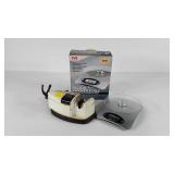 Digital kitchen scale (needs battery) and Cory