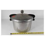Magic Seal pressure cooker with weight and