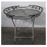 Metal oval folding accent table, 30x26.5x21.5