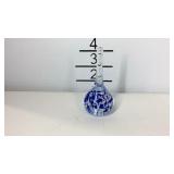 Artglass paperweight