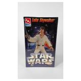 AMT Ertl Star Wars Luke Skywalker model kit,