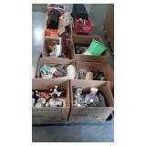 Skid lot of Miscellaneous Housewares, phones,