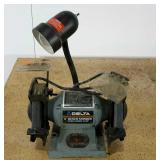 Delta 6" bench grinder with flexible lamp