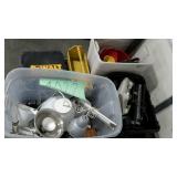 Skid lot: includes lamps, tool box, DeWalt parts,