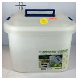 Cupcake carrier holds 27, new