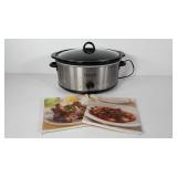 Crockpot with two cookbooks, tested and working