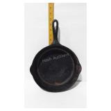 Griswold cast iron frying pan