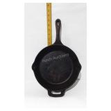 Cast iron skillet