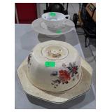 3 pieces: Salem cake dish with cover,