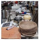 Large kitchen group: toaster, trivets, placemats,