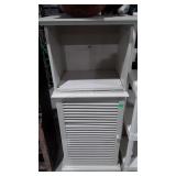 Storage cabinet, needs pegs