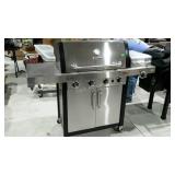 Charbroil grill with cover , Commercial