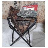 Camouflage Items, RealTree Stool Seat couple