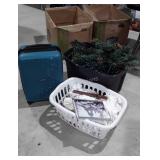 Miscellaneous items Lot, Christmas greenery,
