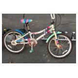 Bike, little miss matched 20. Used weathered