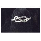 Sterling silver knot toe ring