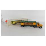 Toy Truck Collector 18-wheel truck and trailer