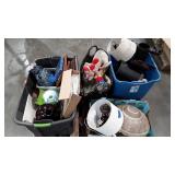 Skid lot: decor, lampshades, vases, frames,