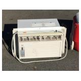 Daewoo  Window unit Air Conditioner, 5300 Btu.