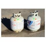 Two Propane tanks, one fills Full, other Near