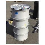 Four Jeep wheels outer diameter measurements 18.5
